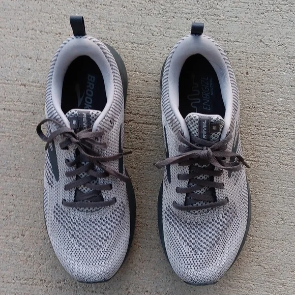 Brooks Revel 5 Gray and Black Sneakers - Picture 2 of 8